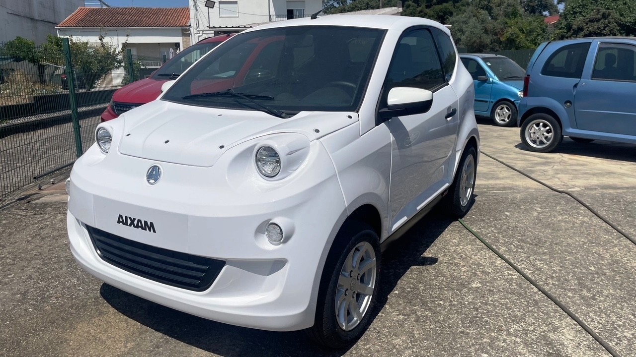 e-MINAUTO 100% eléctrico.                ****  VENDIDO  ****