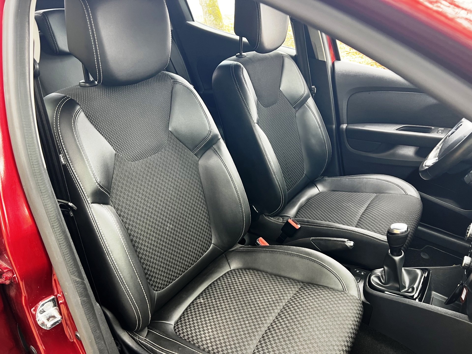 ******  VENDIDO  ******* RENAULT CLIO 0.9 Tec Turbo … Dynamique Intens