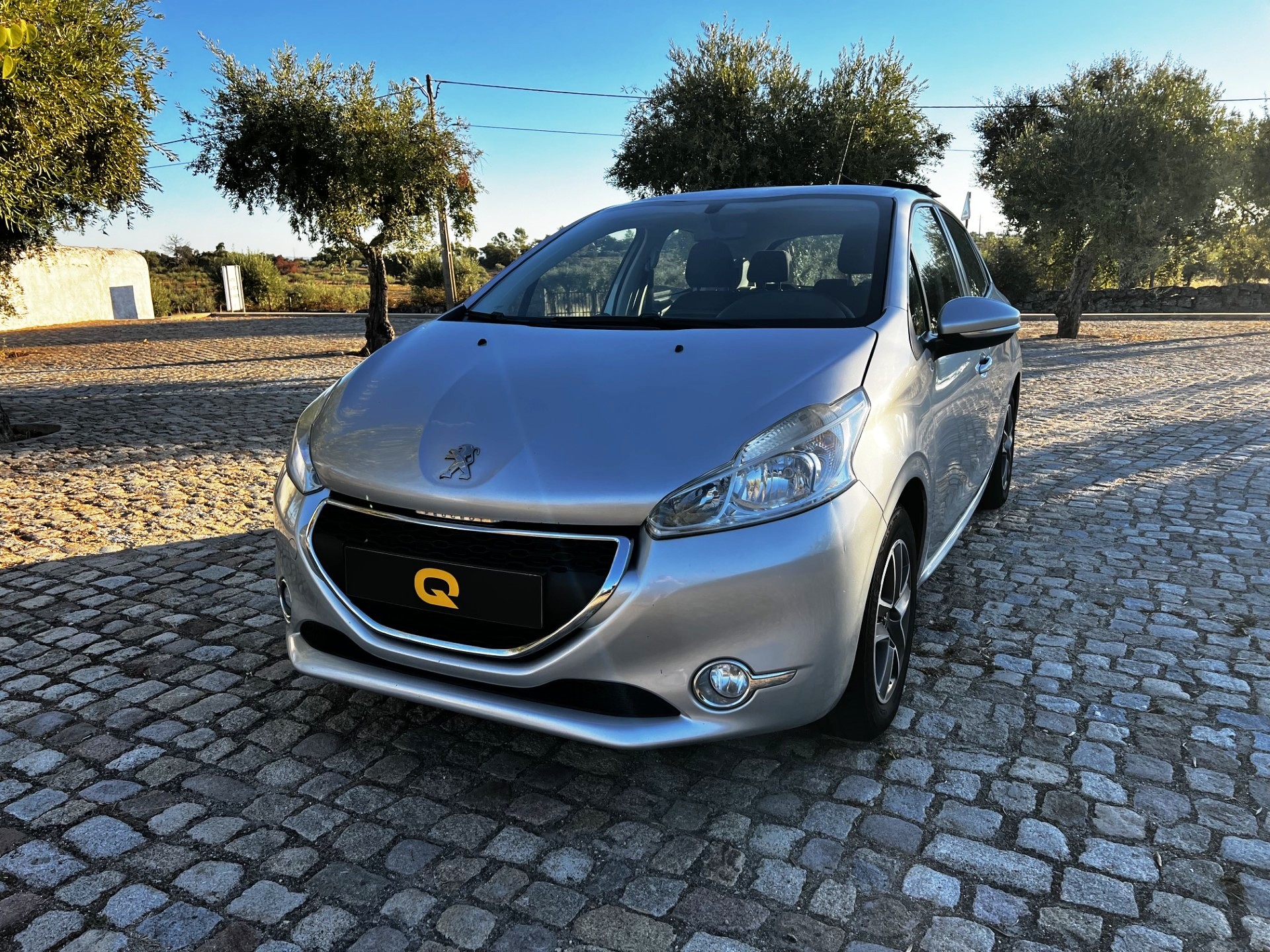 PEUGEOT 208   1.4 HDI